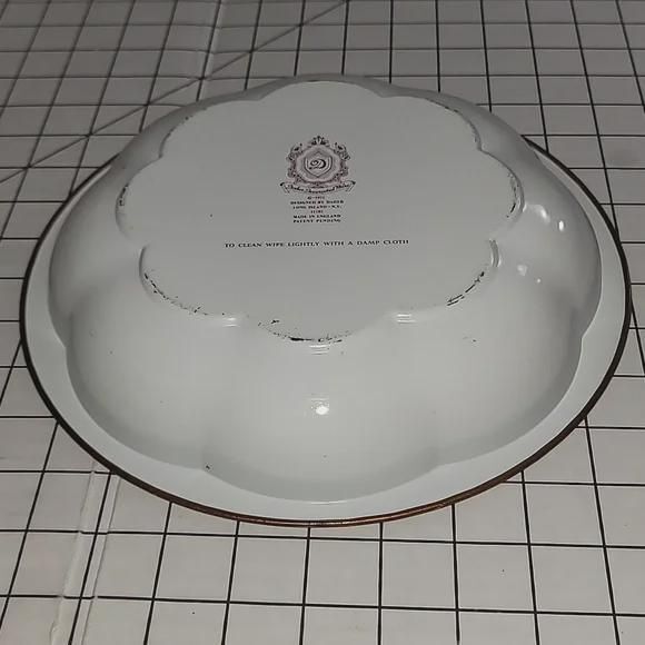 Vintage “Daher Decorated Ware” Round Metal Tin Bowl - Picture 6 of 10